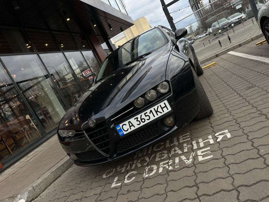 Alfa Romeo 159 2008 год
