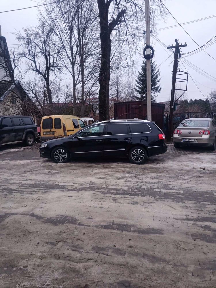 Власник.  центр, Вул. Помирецька 13