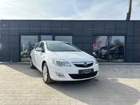 Opel Astra 1.4 Benzyna Skóry Podgrzewane Fotele Nawigacja Alufelgi Czujniki