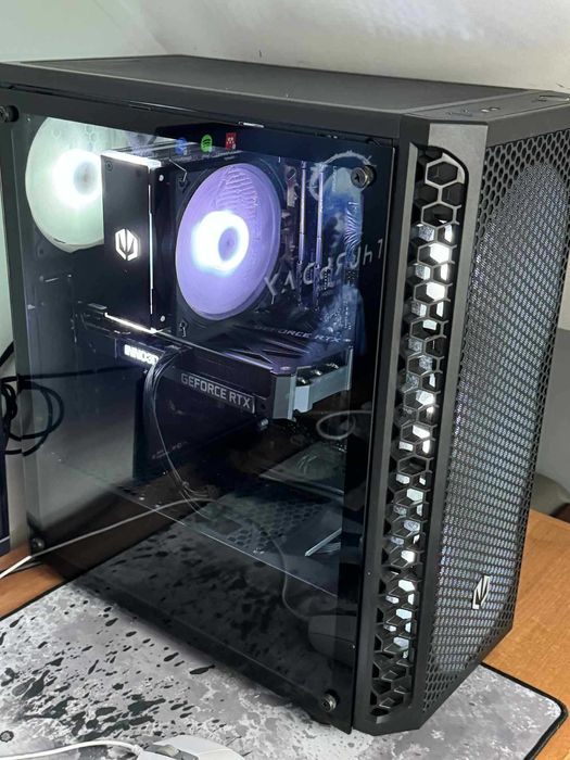 Komputer stacjonarny GEFORCE RTX 3060 12GB, AMD RYZEN 5 5600,+ MONITOR