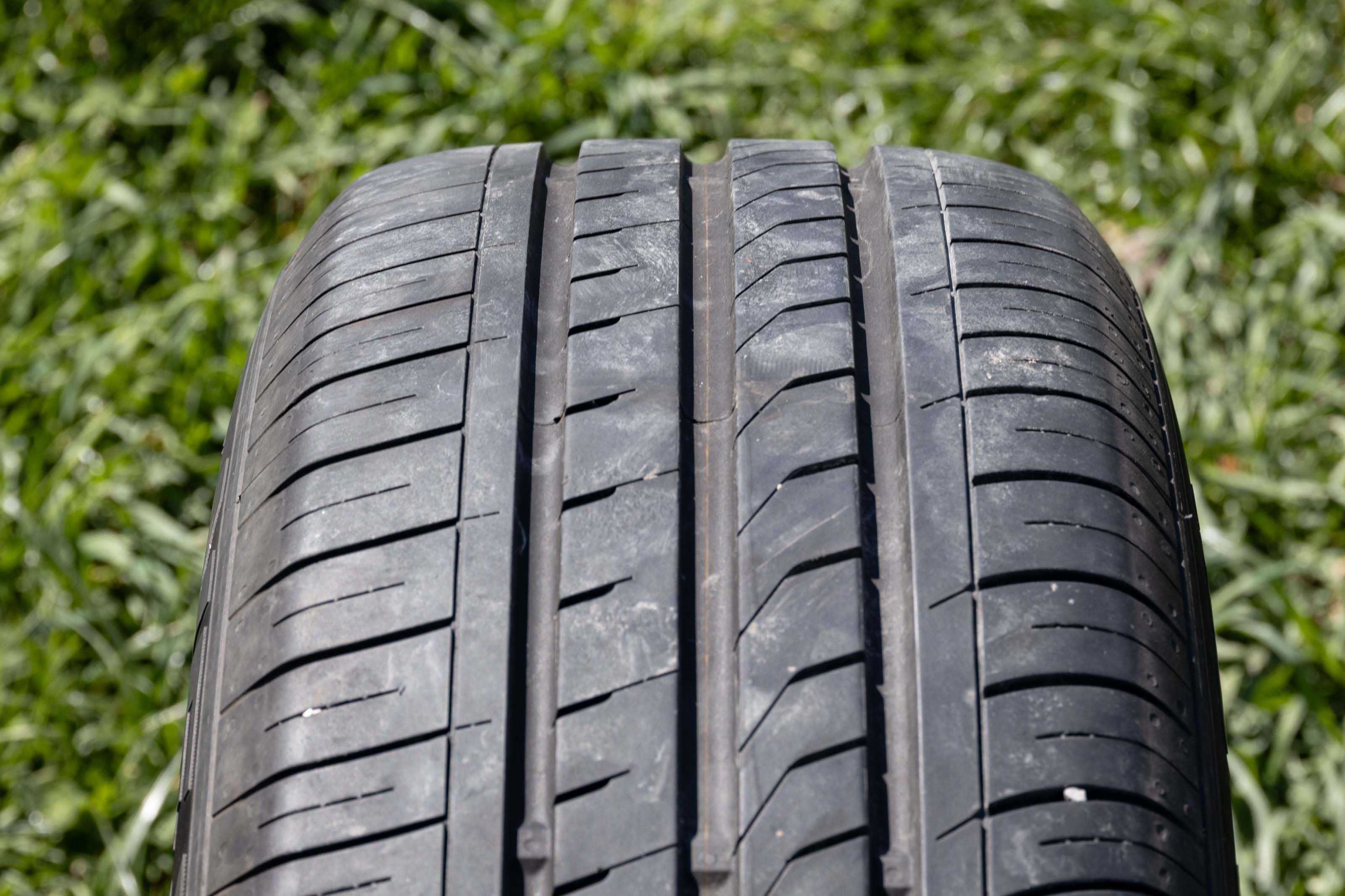 Oryginalne kola Kia Carens Ceed z oponami letnimi 205/60 R16