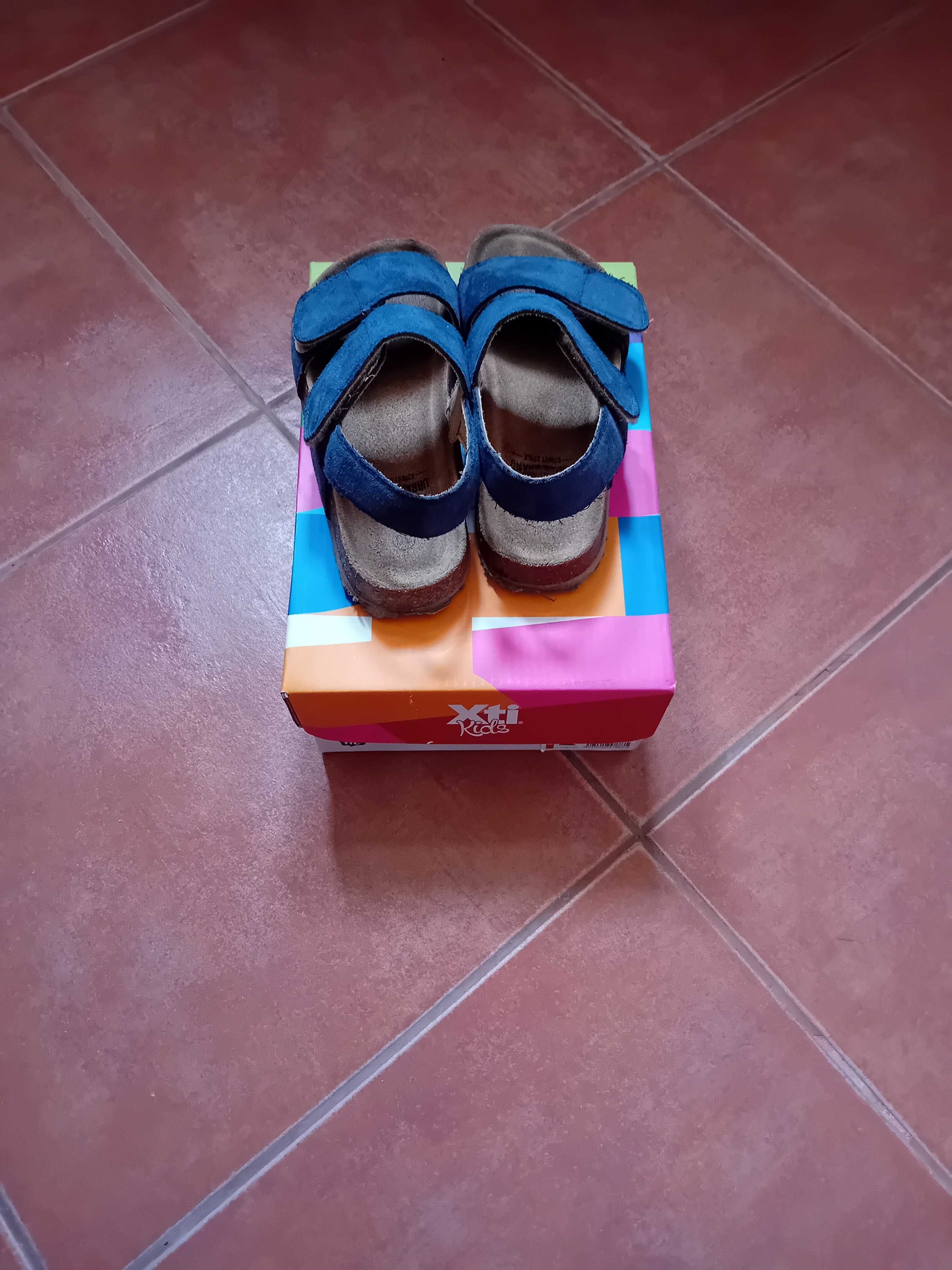 Sandálias XTI 30, excelente estado