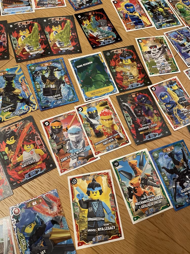 Karty kolekcjonerskie Ninjago 2022 - 98 kart