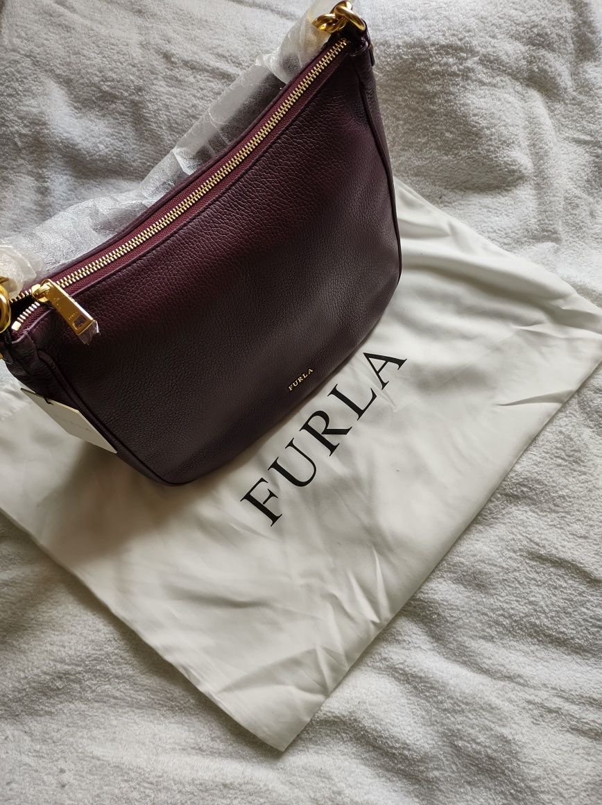 Furla Cometa Medium