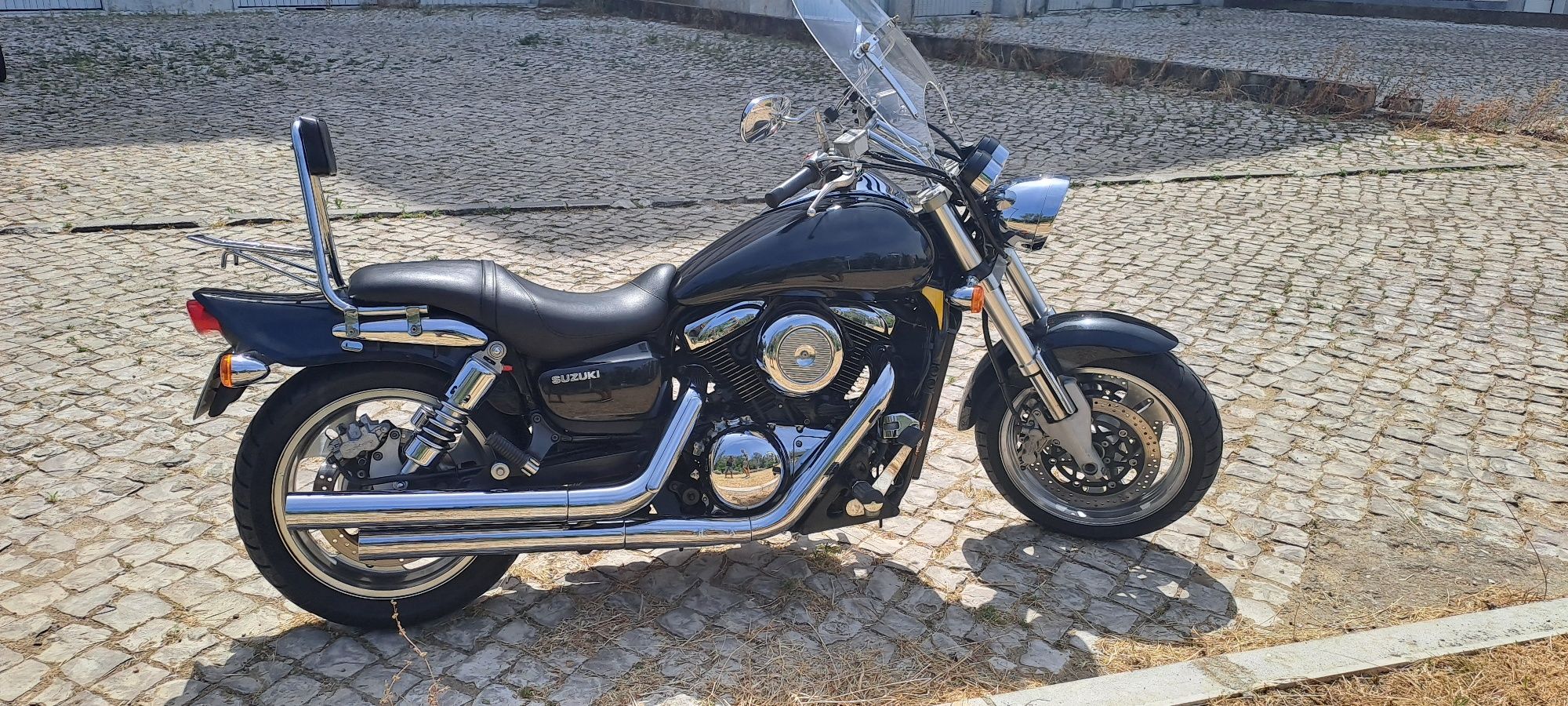 Vende-se Suzuki Marauder 1.600 de 2006 com 50.000 km