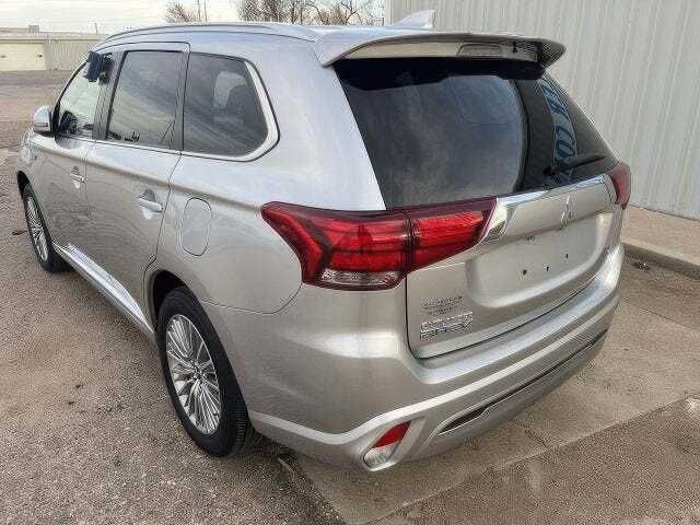 2022 Mitsubishi Outlander PHEV SEL