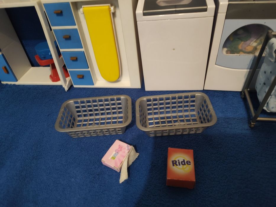 Zestaw mebli na lalek (toaleta) +niespodzianka gratis