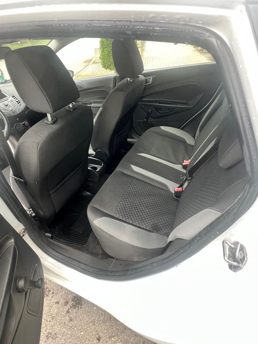Ford Fiesta_1.6TDCi_Trend_14r_Lift_BezWkladu_Bialy_JedynaTaka!