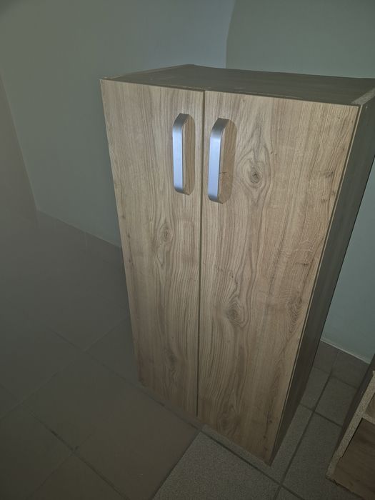 Навісні ящики 2шт+1 на підлогу +1