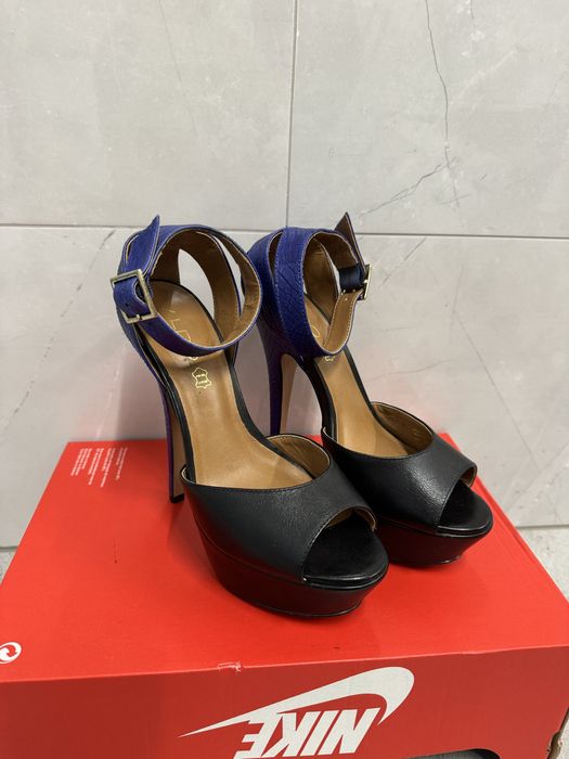 Czarno niebieskie Szpilki sandałki czółenka Aldo 38