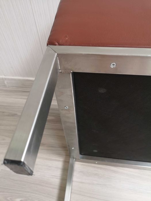 pufa skórzana bordo skóra podnóżek 58x57x44 INOX