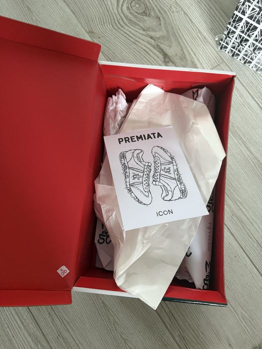 Фірмові коробки з-під чоловічого взуття Premiata 43