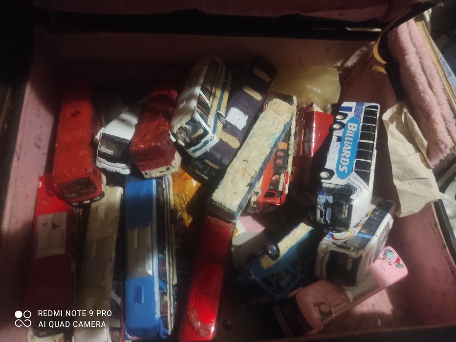 Автобусы (за все 700грн)