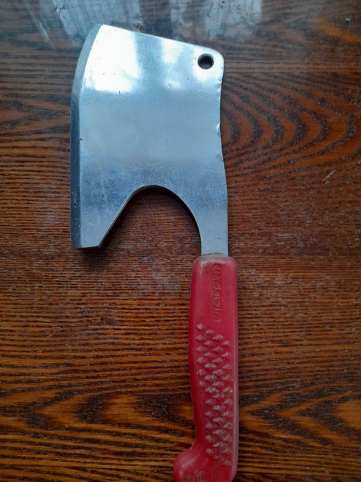 Продам набор ножей, секач, ножи