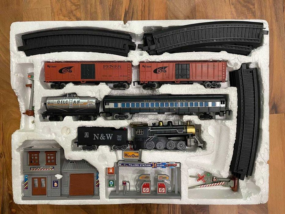 Дитяча залізна дорога електрична  аудіоефекти 400 см полотна 29 ел-тів