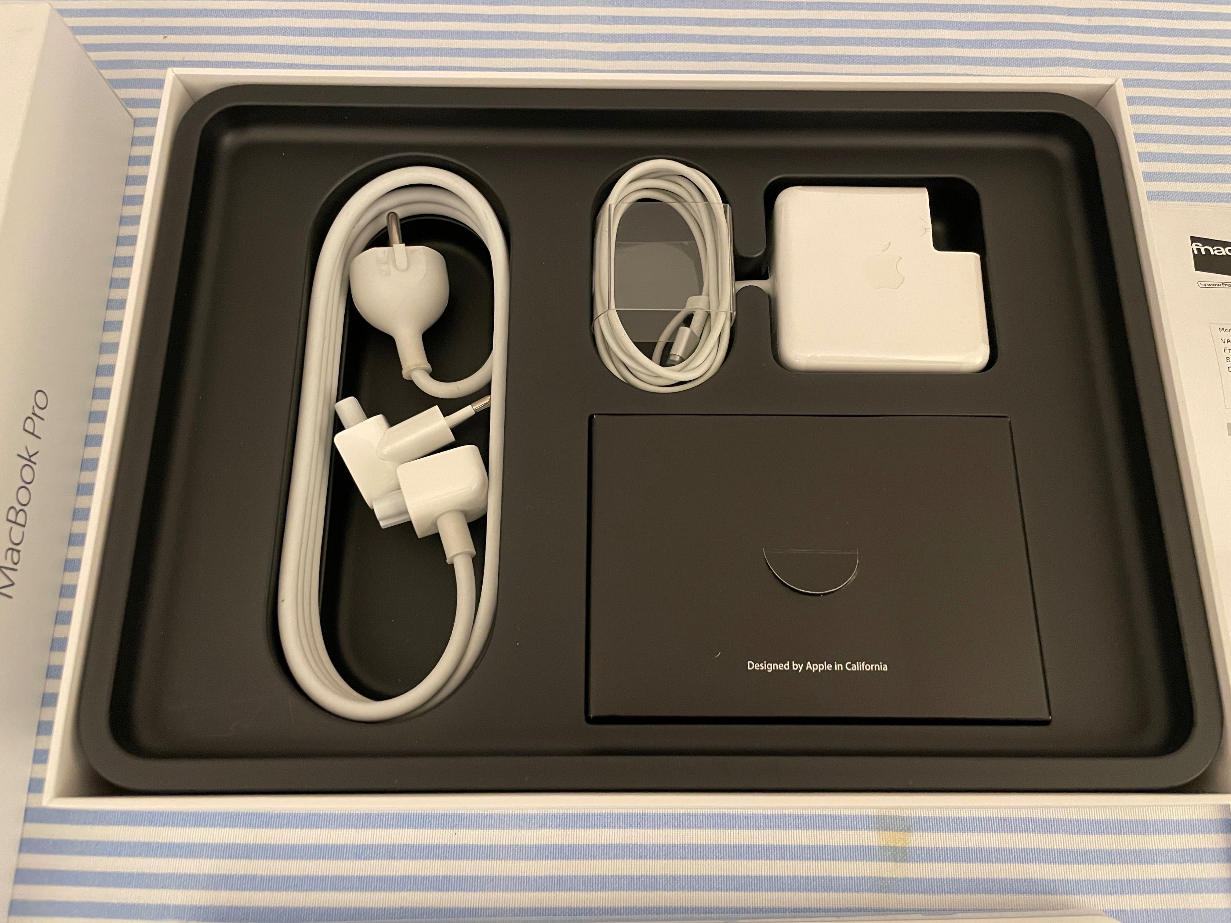MacBook Pro 13 2015 I5 2.7GHZ + Monitor 27 Dell + Dock Caldigit