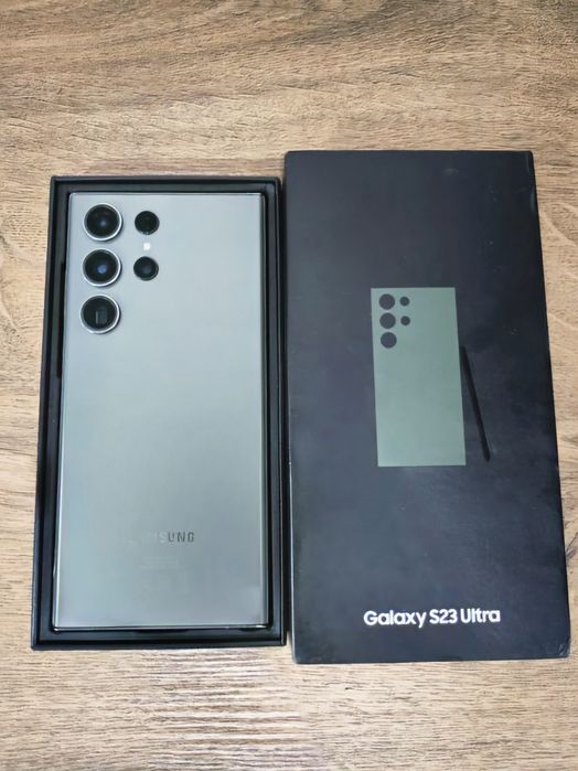 Samsung S23 Ultra 12/512 Идеальное состояние.