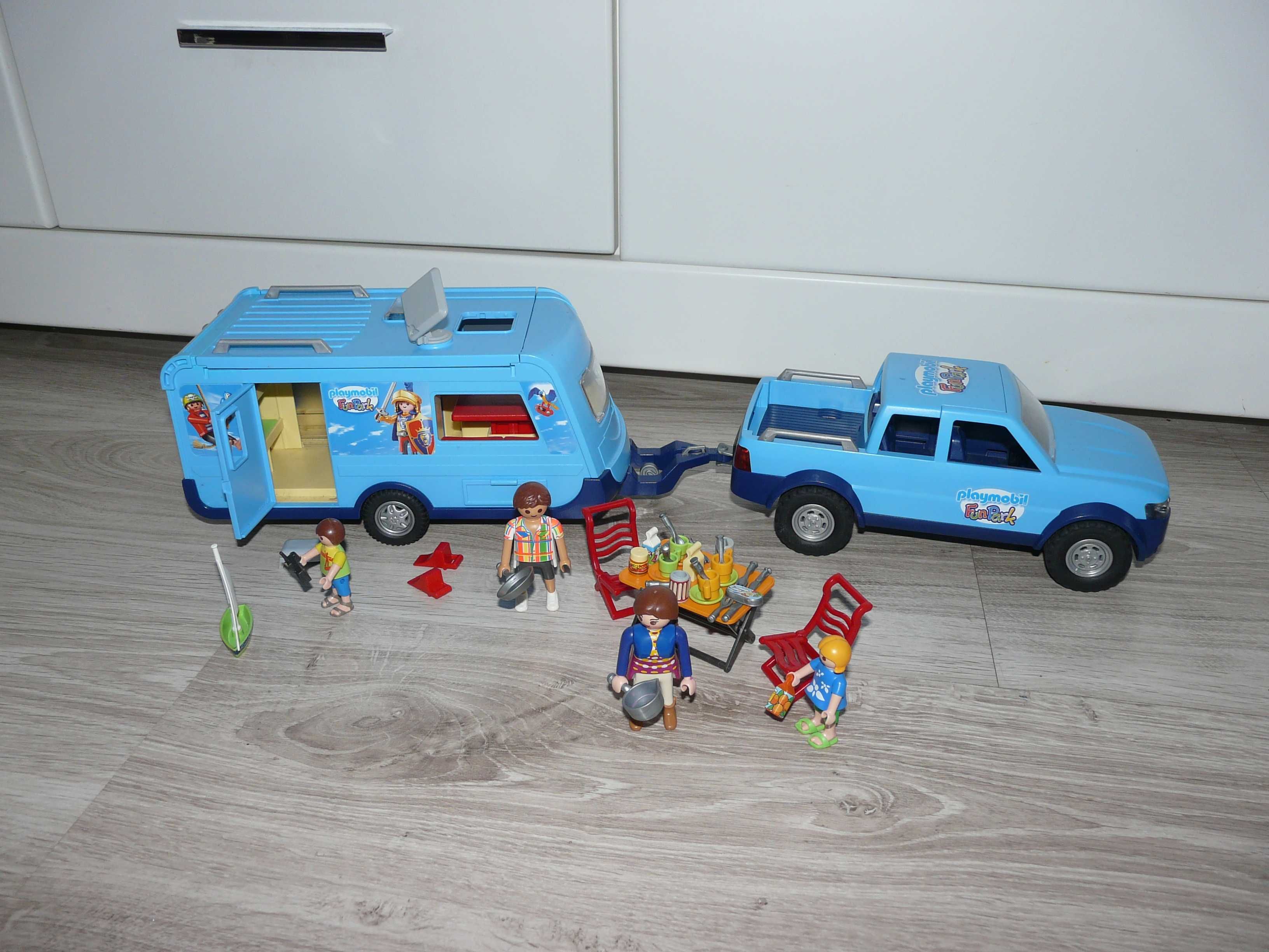 Playmobil pikap z przyczepą kempingową