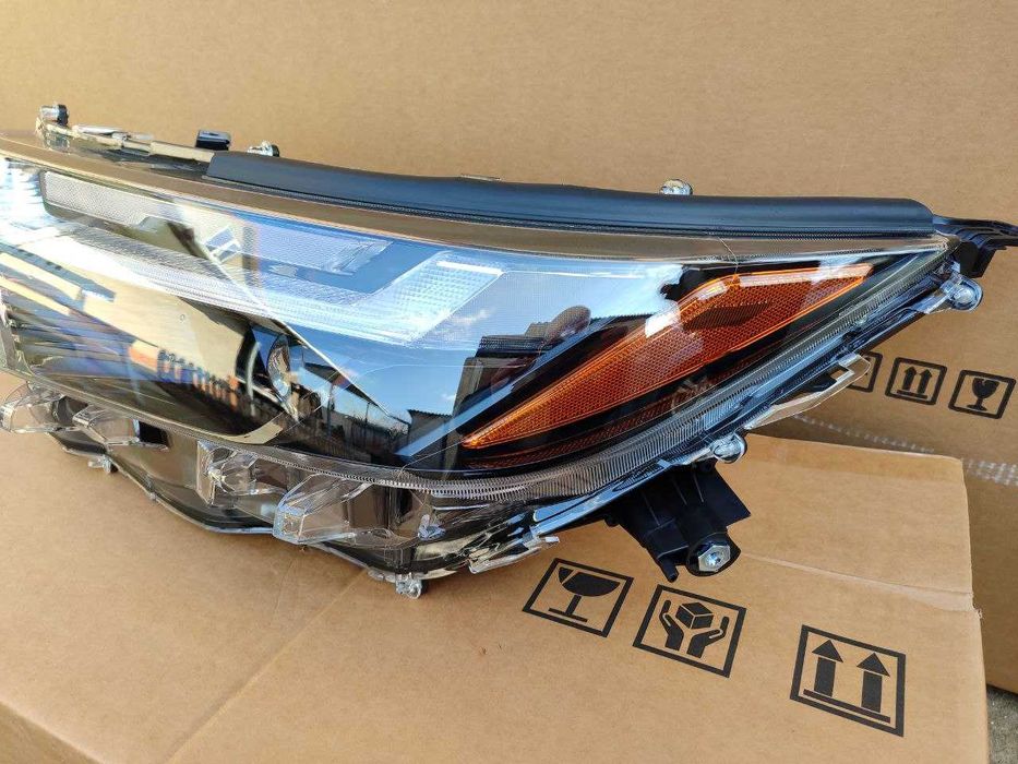 Фара ліваToyota Rav4 2022 2023 фара права Rav4 Prime full led гибрид