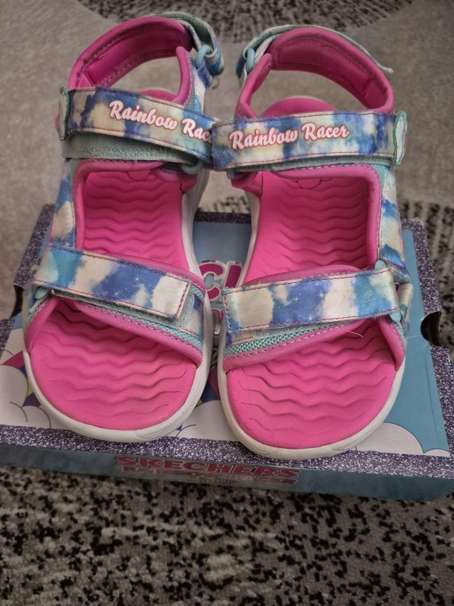 Босоніжки,  сандалі Skechers