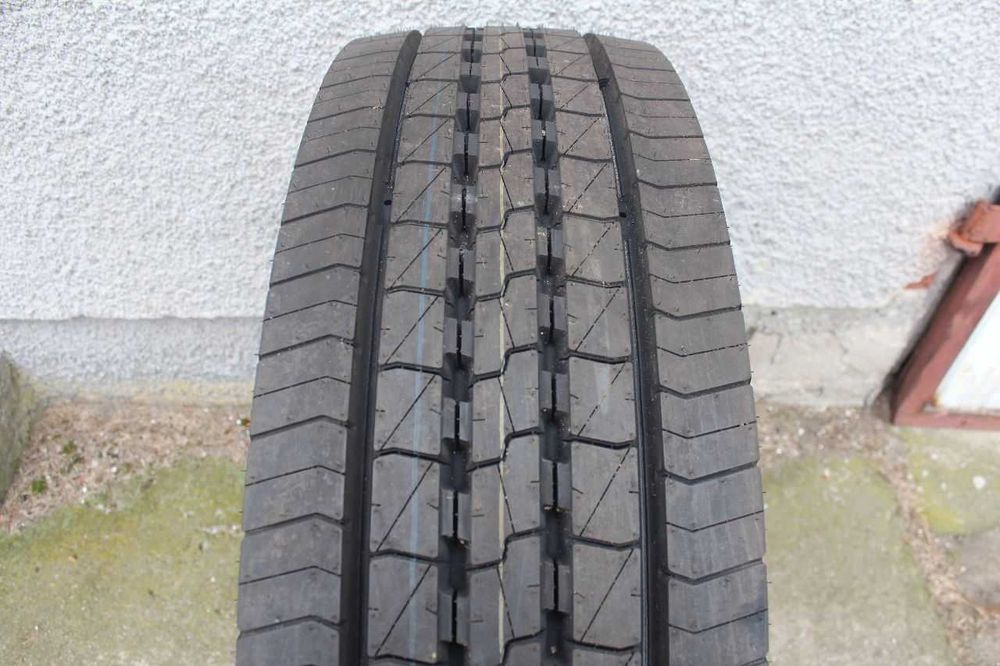 1x Goodyaer KMax S 295/80R22,5 295 80R22,5 17 mm NOWA 2019r.