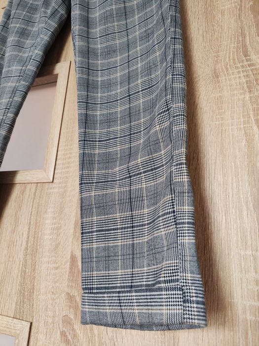 Eleganckie Spodnie Zara, r. 152