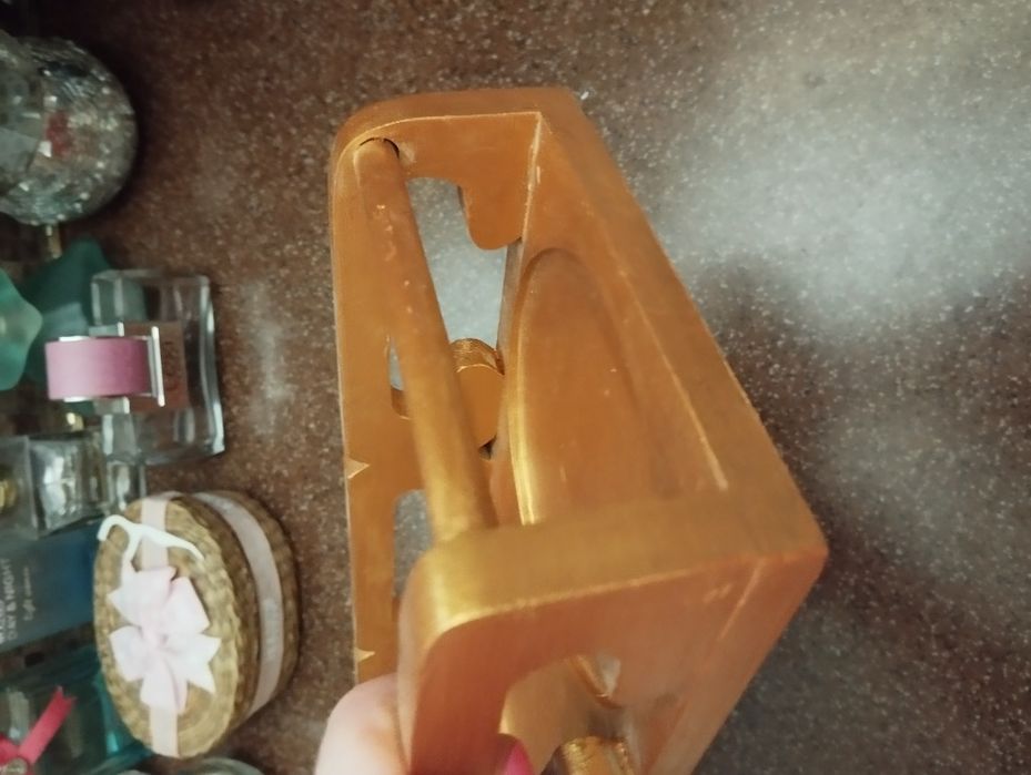 Деревянная полочка ,для кухни