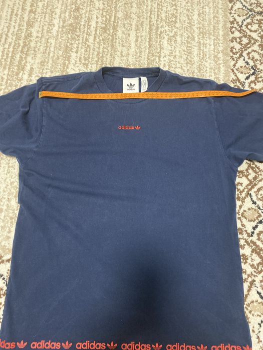 Продам  чоловічу фудболку Аdidas