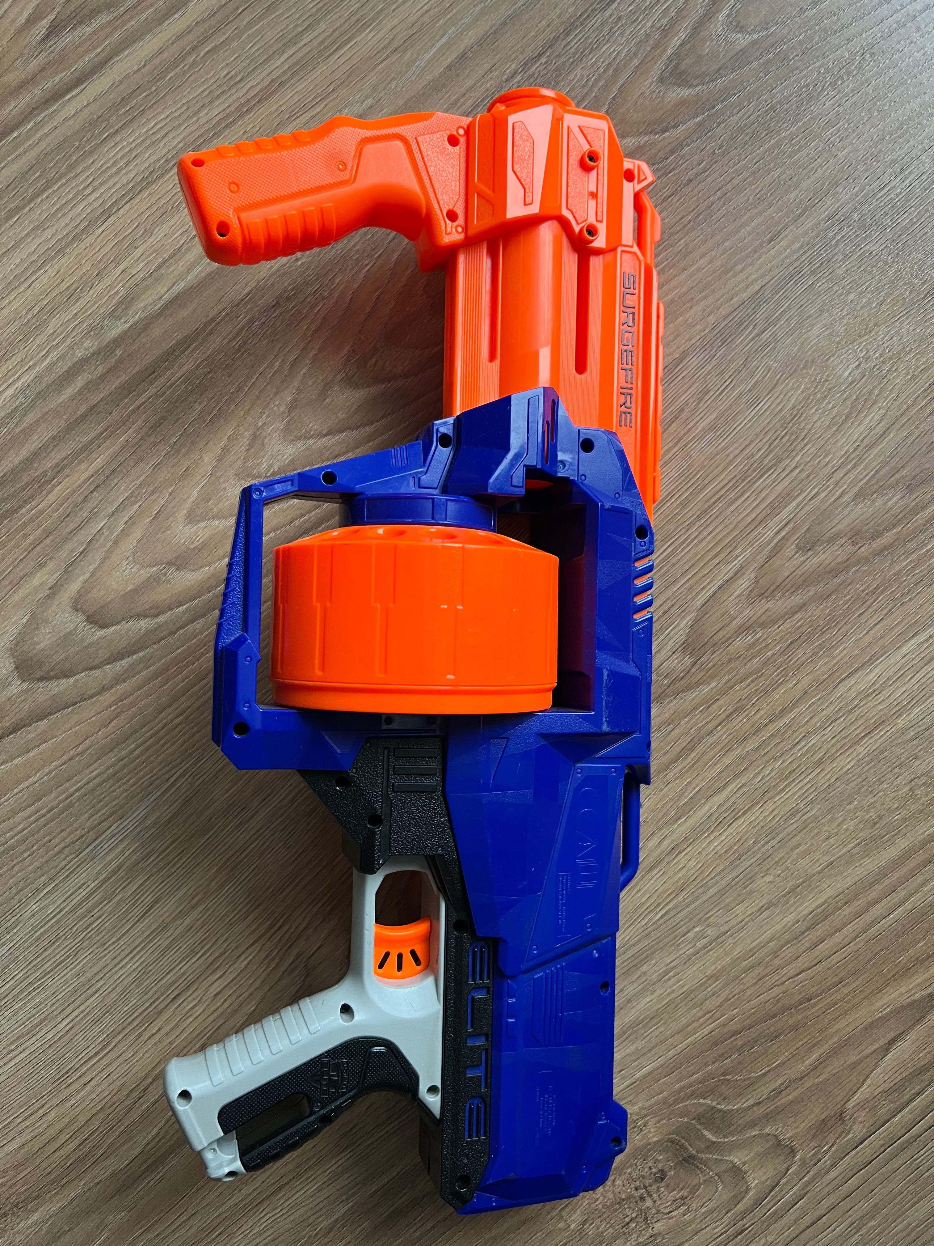 NERF SURGEFIRE Obracany magazynek Stan bardzo dobry