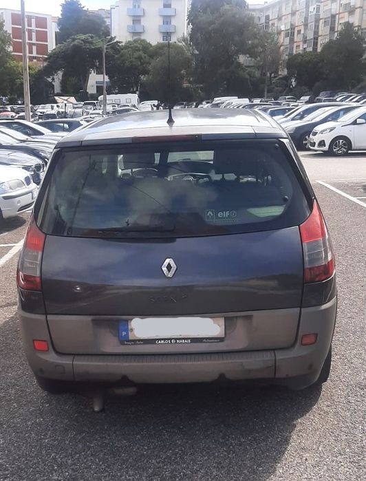 Scénic 7 lugares – conforto e espaço a bom preço | 1.5 dCi económico