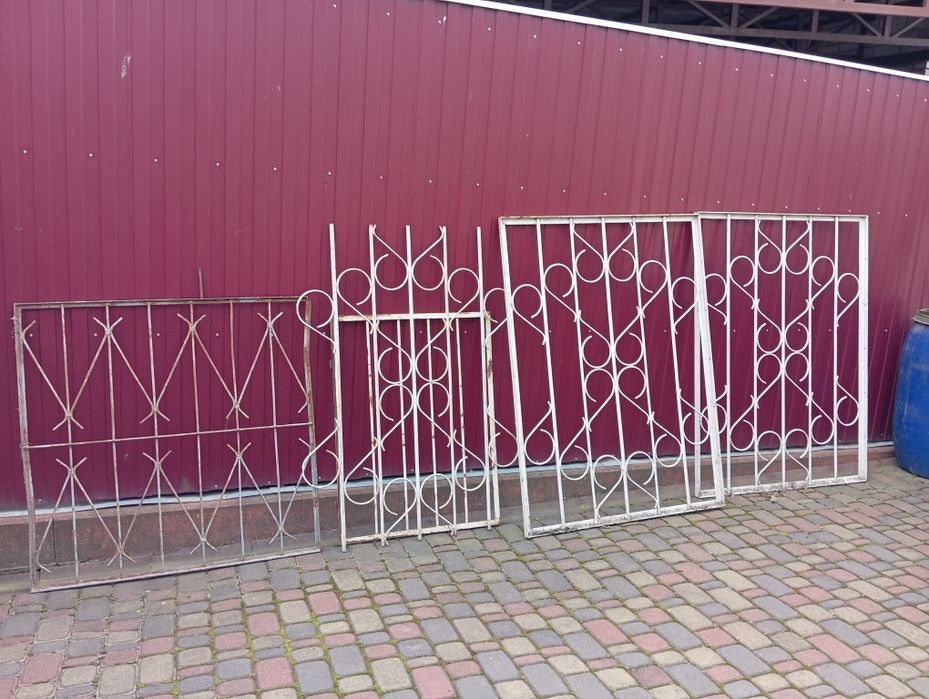 Грати на вікна та елементи для гратів