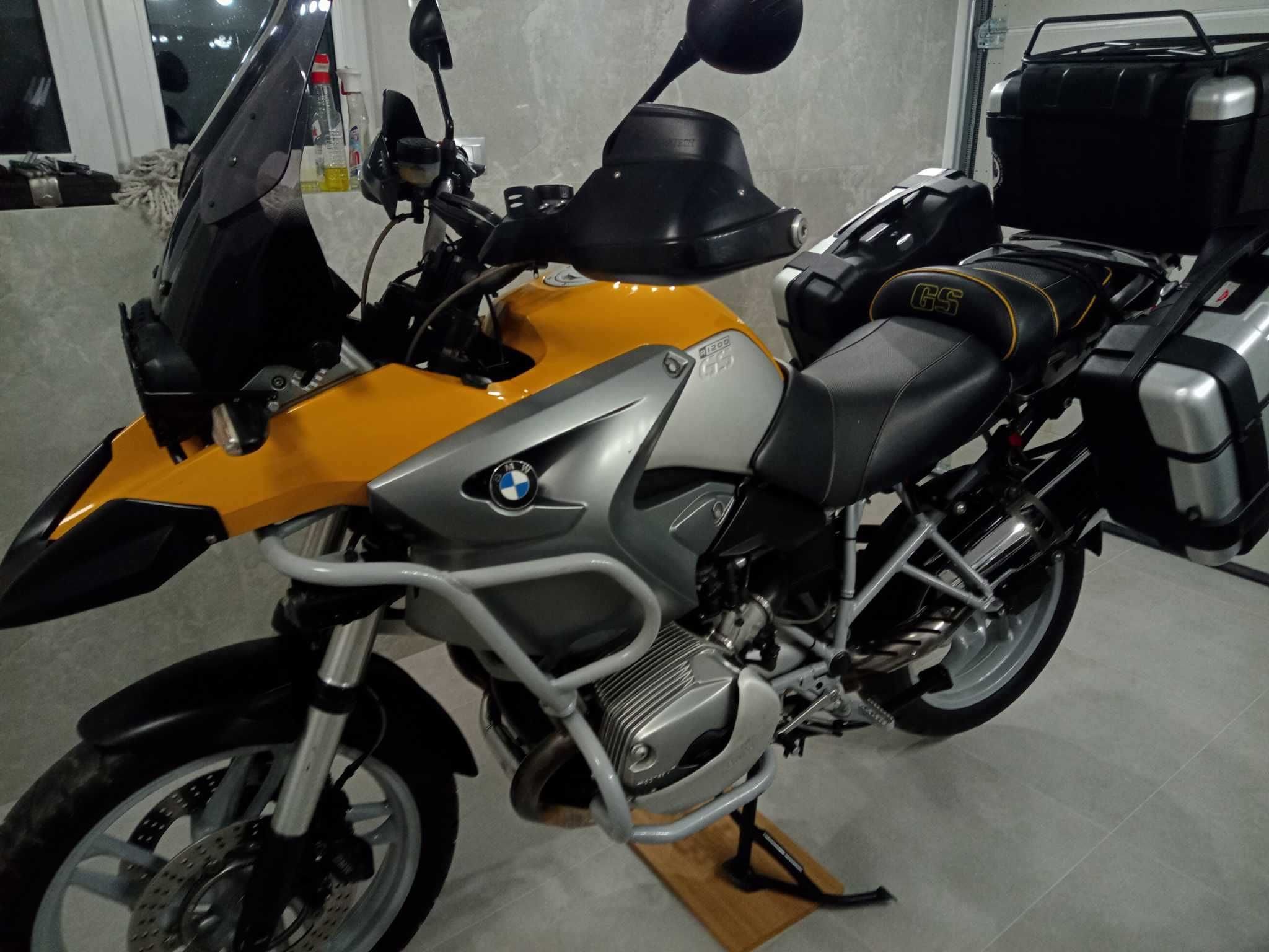 Motocykl BMW 1200 GS