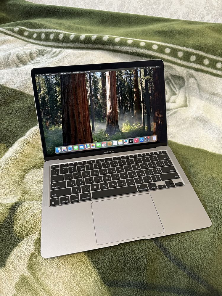 Macbook Air M1 8/256 Space Gray
