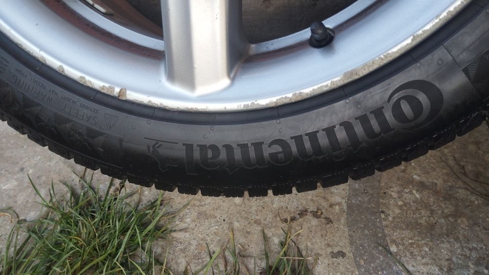 Диски 5*114,3 , комплектом з зимовою гумою 205*50 R 17.
