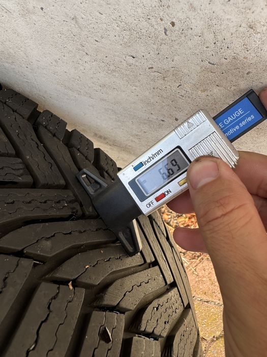 Шини гума резина мішка Мішелін 205 55 R17 Michelin Alpin 6 Golf Гольф