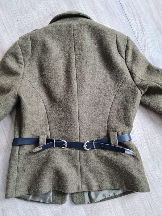 Marynarka w kolorze khaki