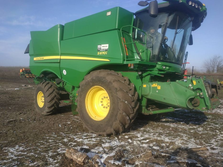 Комбайн John Deere S670I