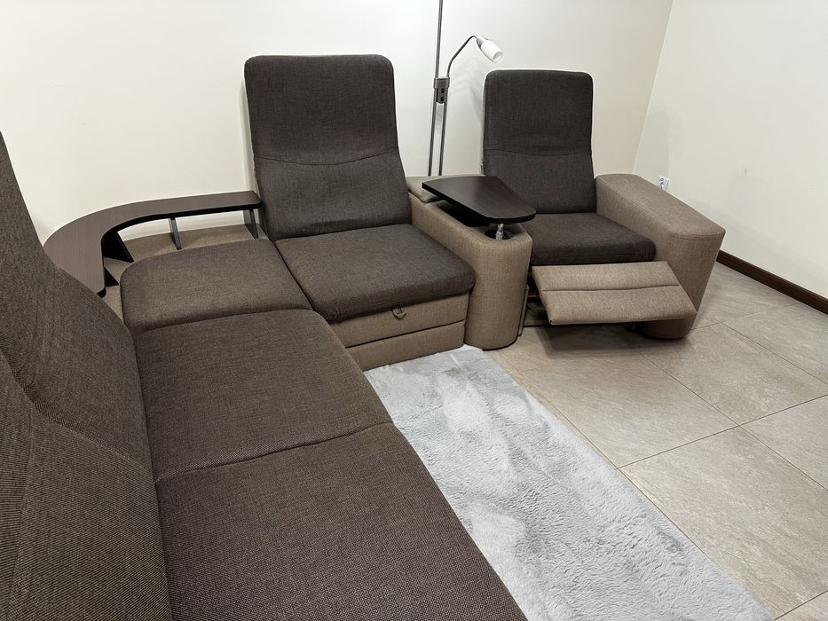 Narożnik modułowy z funkcją spania 280x250