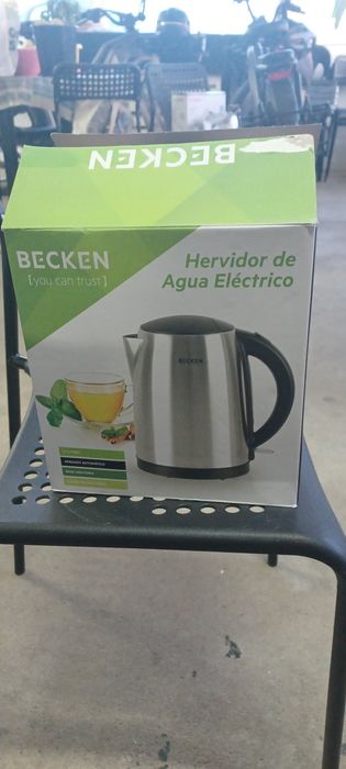 Jarro Eletrico Becken 1.7lt