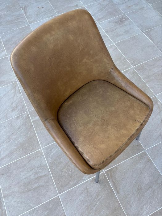 cadeira vintage castanha FOC