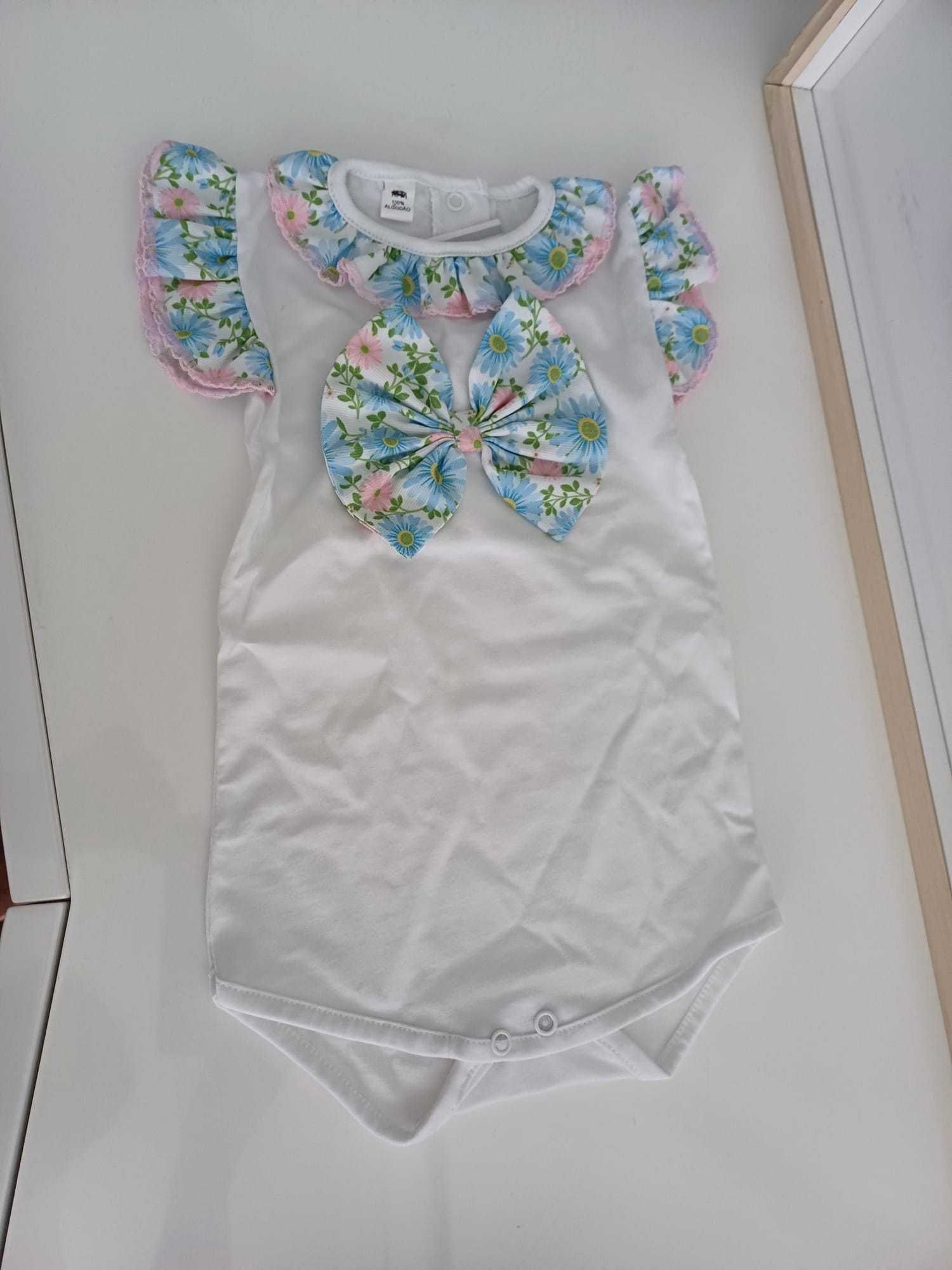 Conjunto bodie+saia 9/12M-NOVO