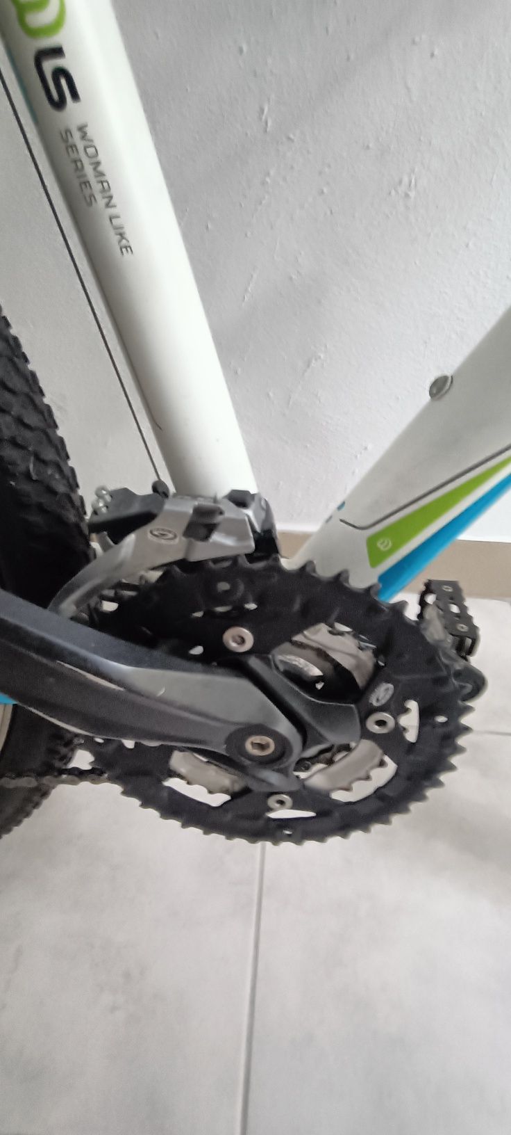 Bicicleta CUBE aro 26