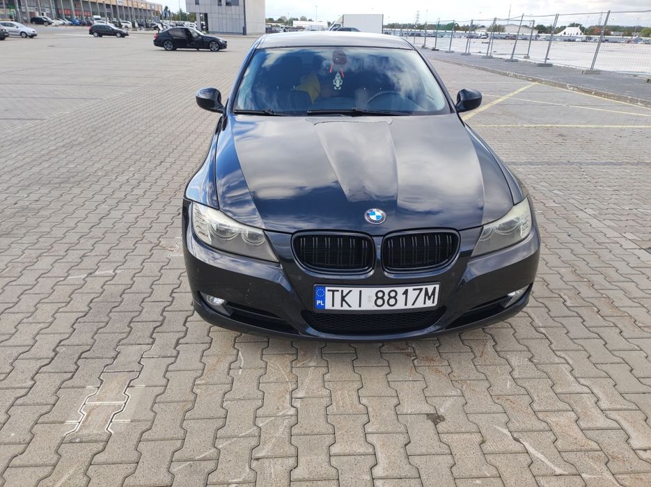 Sprzedam BMW E90. 318d z roku 2008