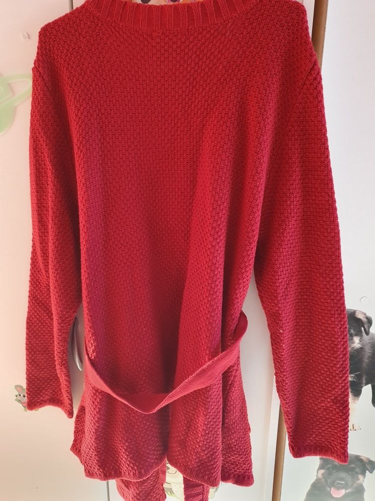 Sweter r 48, nowy, kolor cegla