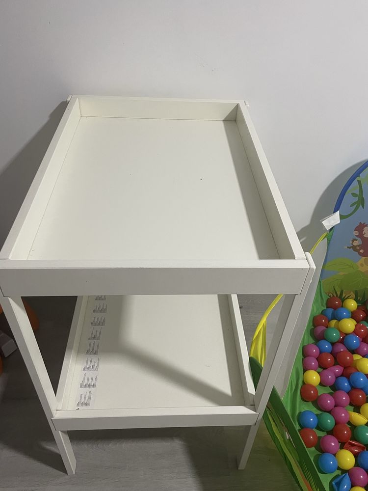 Fraldário branco como novo com colchão