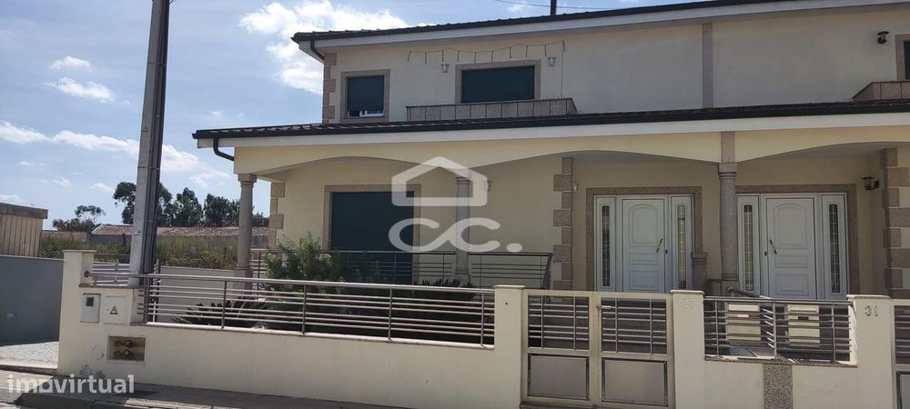 Moradia T4, Nevogilde, Lousada