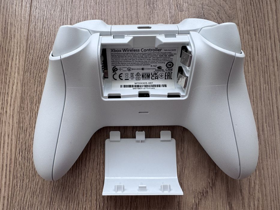 Геймпад Xbox Series Controller