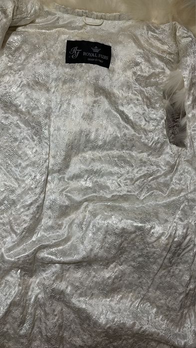 Royal furs італія шуба жилетка з полярної лисиці літня ціна
