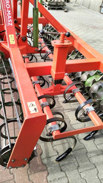 Agregat uprawowo siewny Agro-Masz 3m wał packer hydropak.
