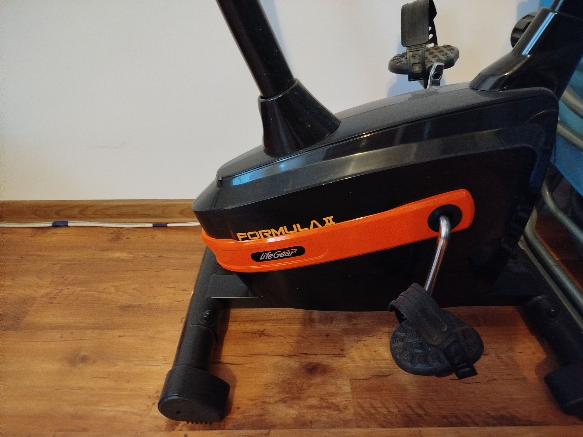 Stacjonarny rower treningowy